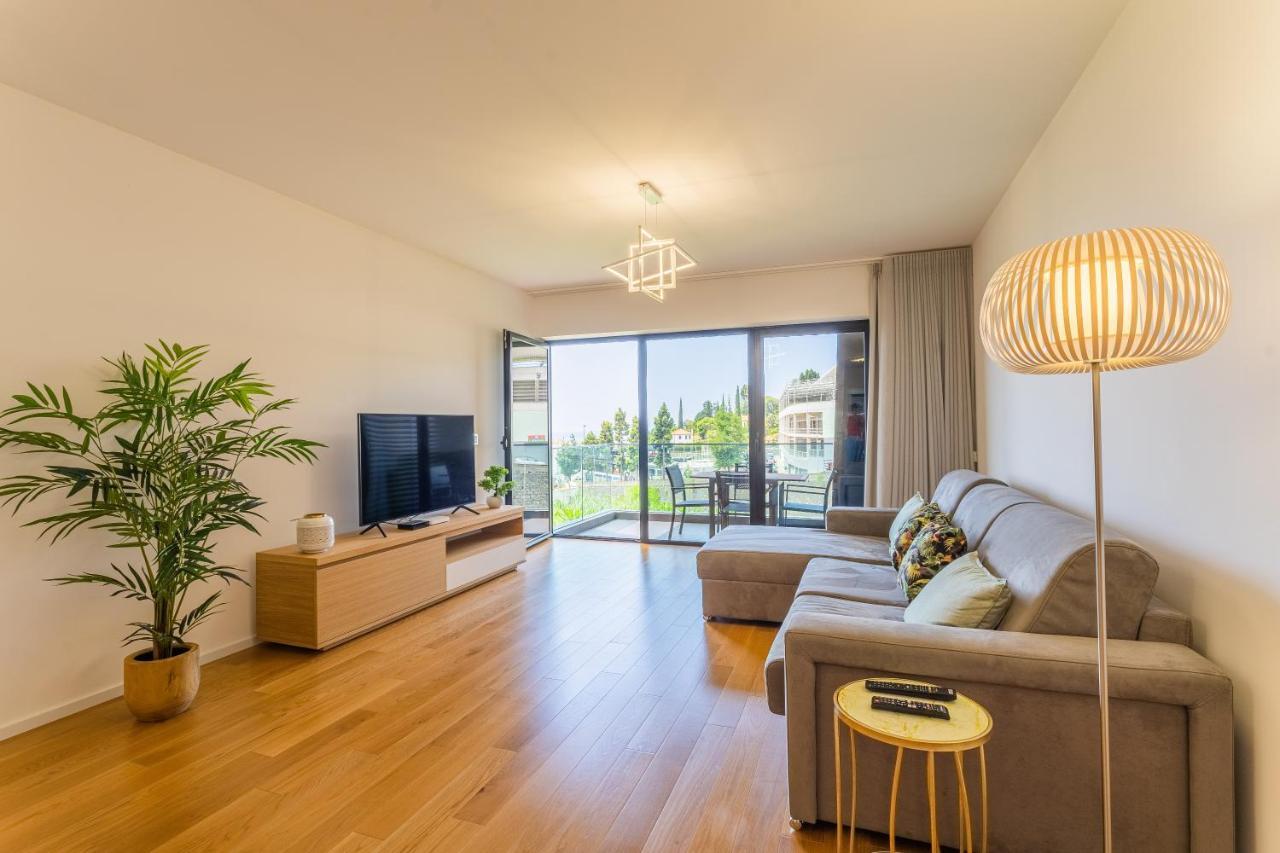 Flh Funchal Balcony Flat With Pool Leilighet Eksteriør bilde